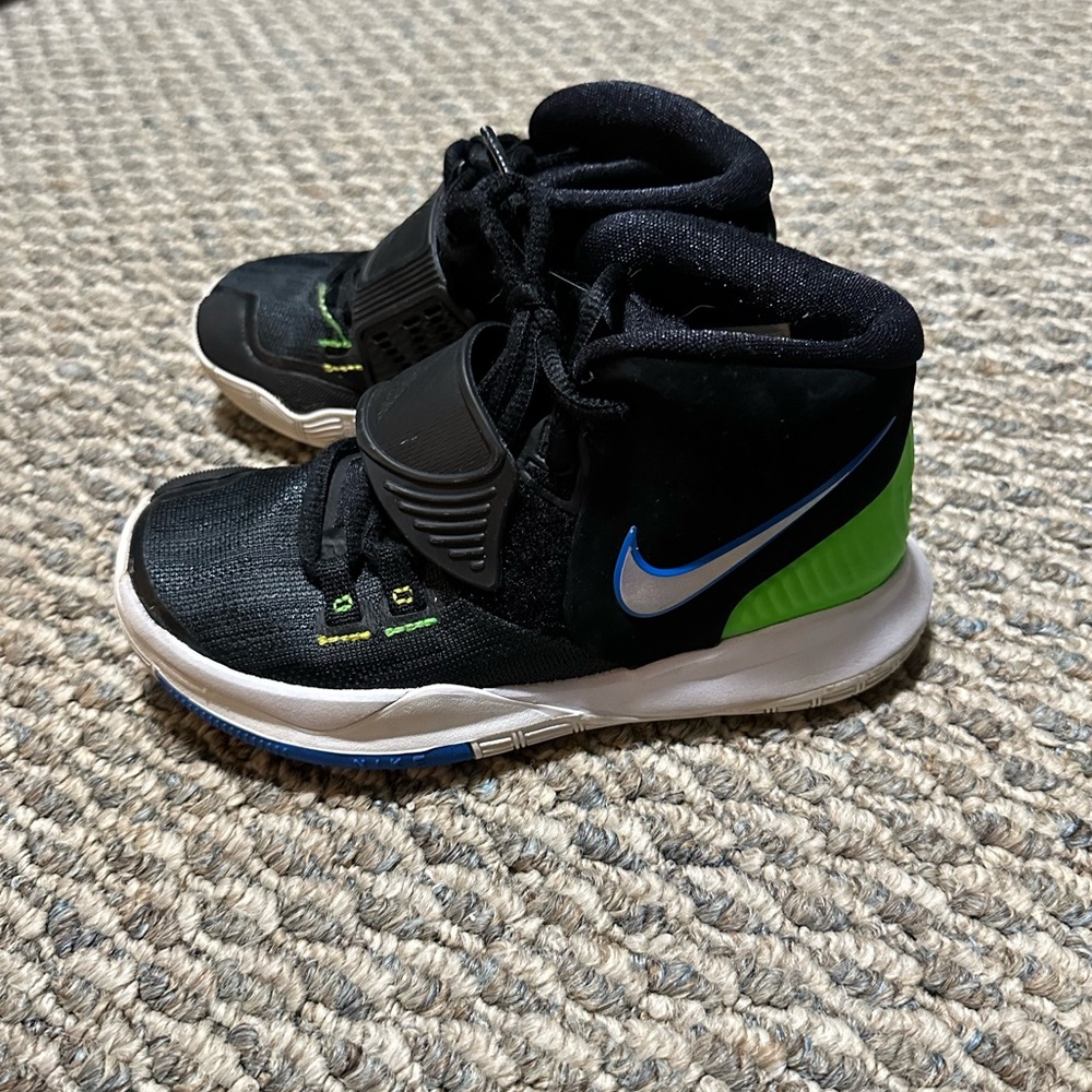 Boys Nike